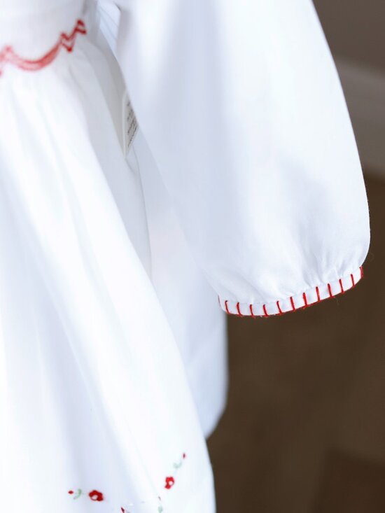 Long Sleeve White Smocked Dress Red Floral Embroidery 18 Months LIKE NEW - Picture 4 of 6